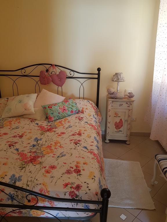 Ferienwohnung La Casa Di Pepe Pietra Ligure Exterior foto