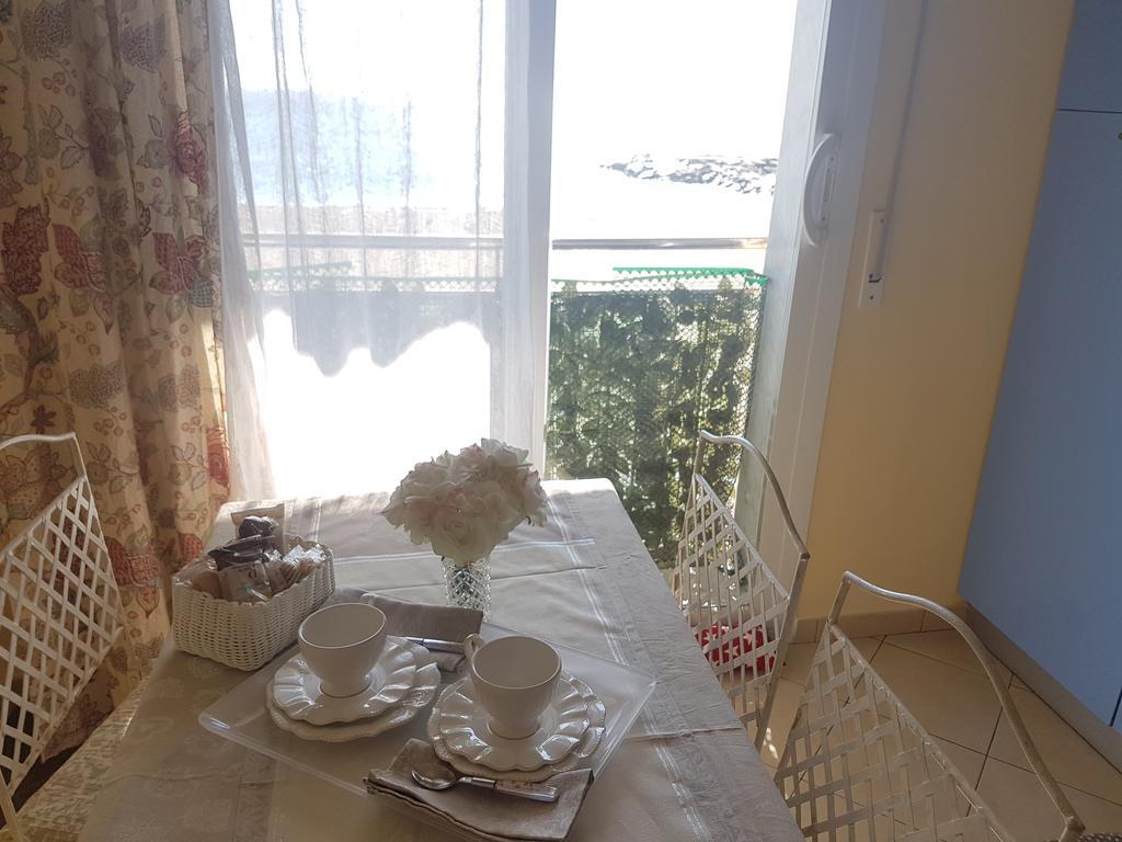 Ferienwohnung La Casa Di Pepe Pietra Ligure Exterior foto