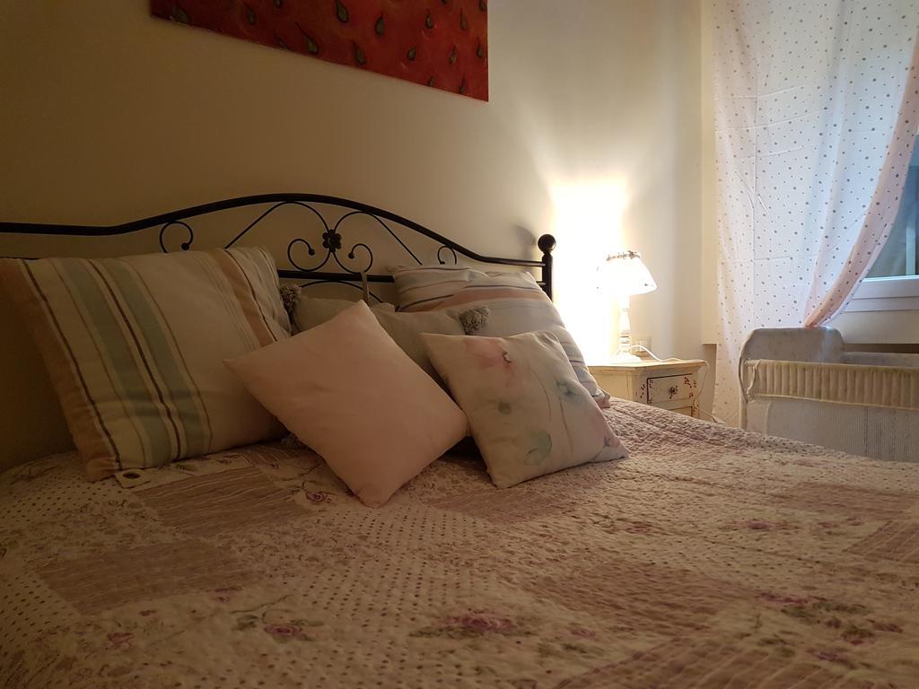 Ferienwohnung La Casa Di Pepe Pietra Ligure Exterior foto